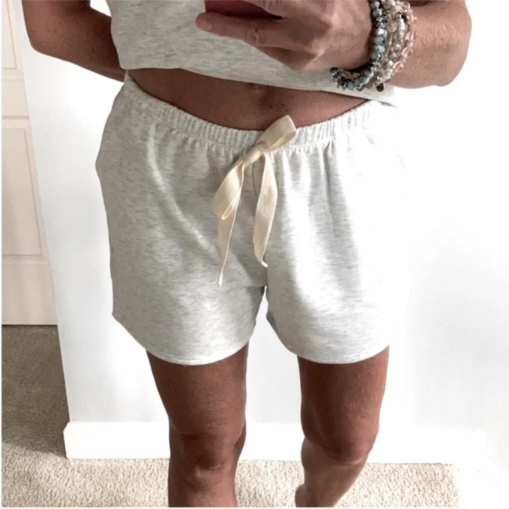 Light Heather Grey Top & Shorts Lounge Set - Picture 6 of 10
